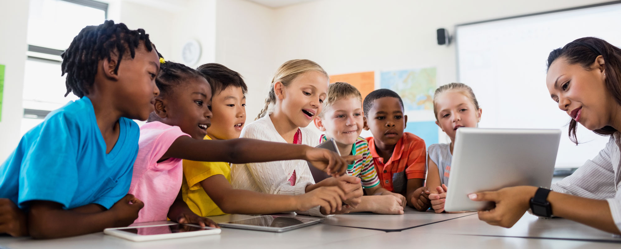 numerique transforme ecole maniere enseigner